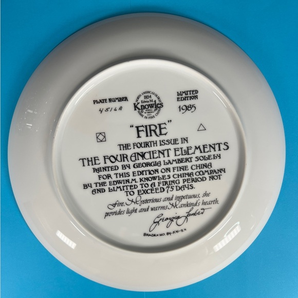 Knowles Four Ancient Elements Water And Fire Collector Plates  (Set Of Two) - Picture 6 of 12